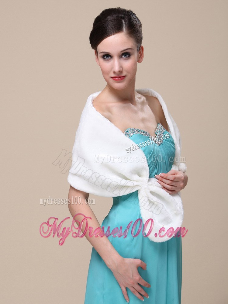 Faux Fur Special Occasion / Wedding Shawl In Ivory With V-neck
